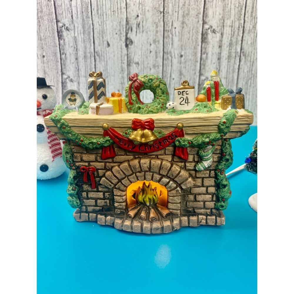 Light Up‎ Christmas Fireplace Village House Tabletop Decor with Lights